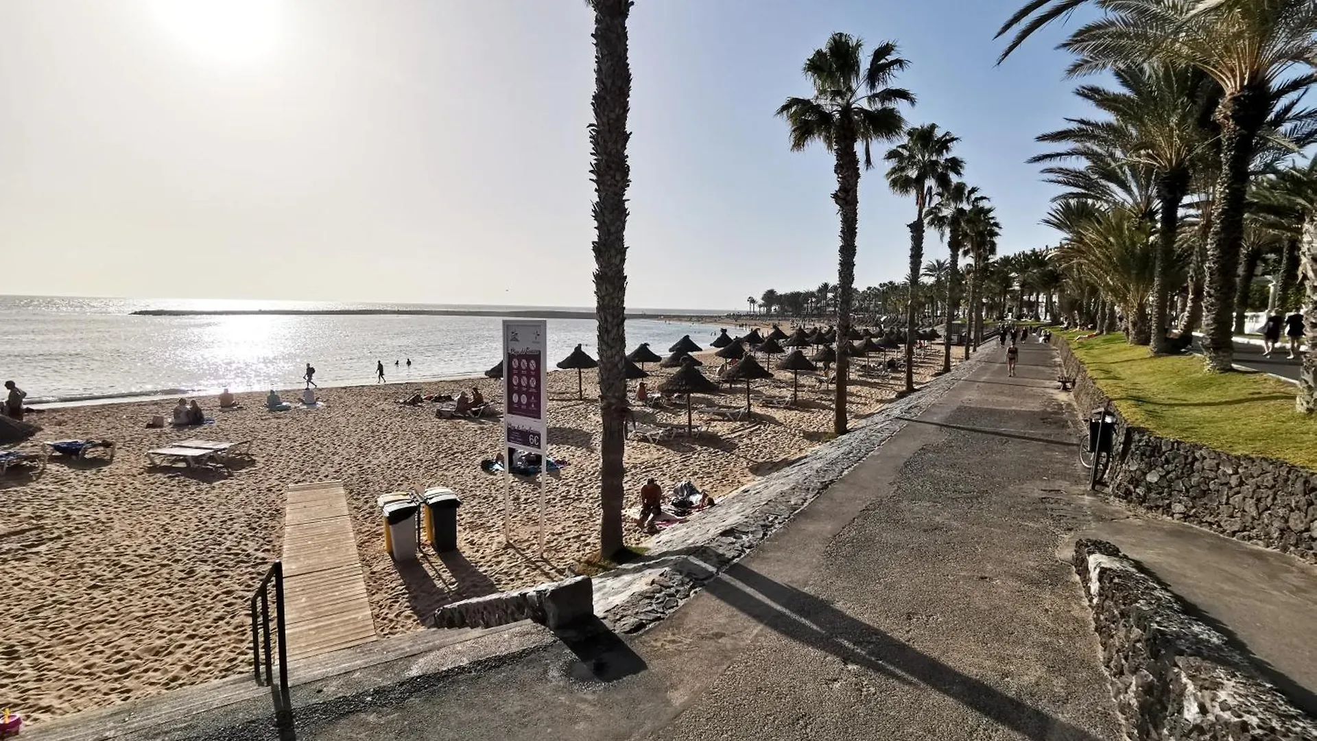 Apartment Home2Book Surf Vibes Apt Las Americas, Pool Playa de las Americas